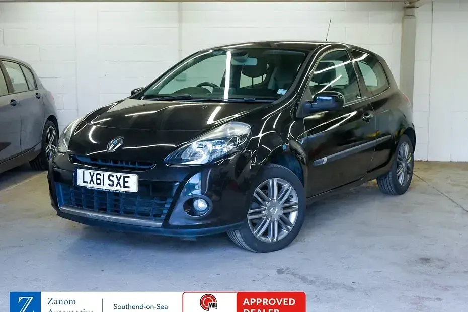 Used Renault Clio II Dynamique 2011 Black Hatchback