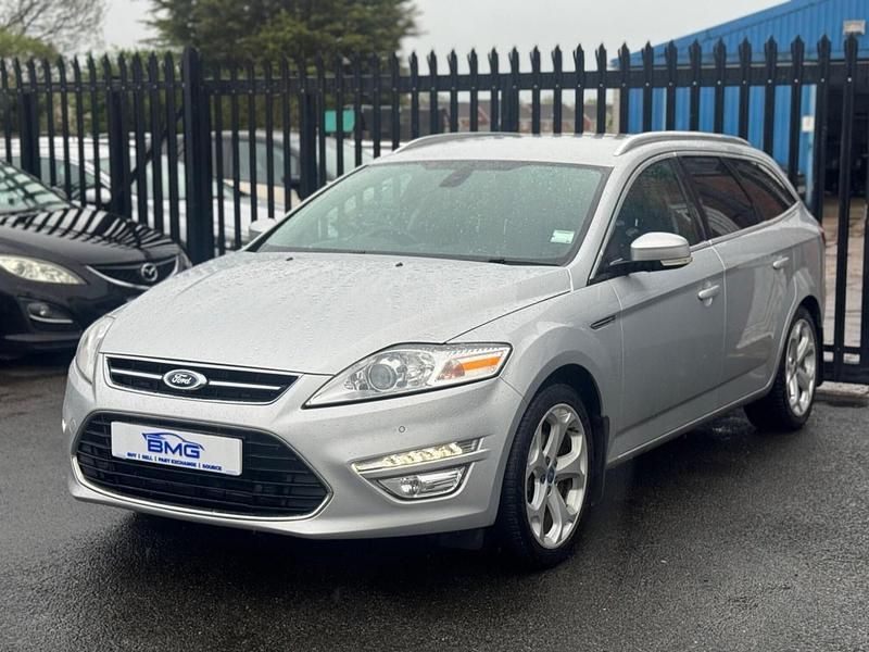 Usado Ford Mondeo Titanium X 2012 Prateado Carrinha