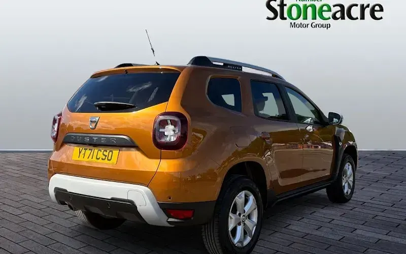 Used Dacia Duster Comfort 131 HP (96 kW) 2021 Orange SUV