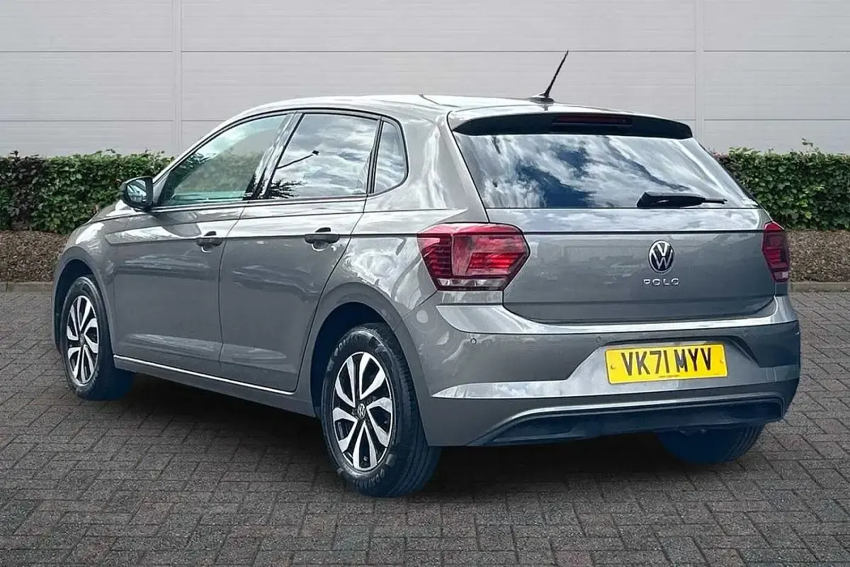 Used VW Polo Active 95 HP (69 kW) 2021 Grey Hatchback