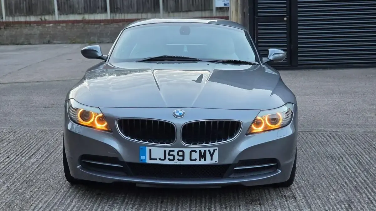 Begagnad BMW Z4 Comfort Edition 2009 Grå Cab