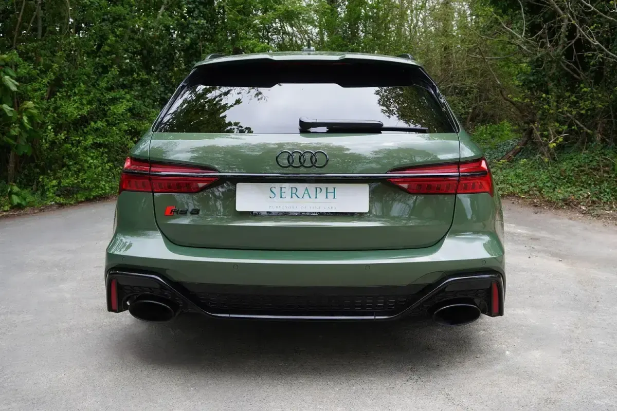 Used Audi RS6 Comfort 600 HP (441 kW) 2021 Green Estate