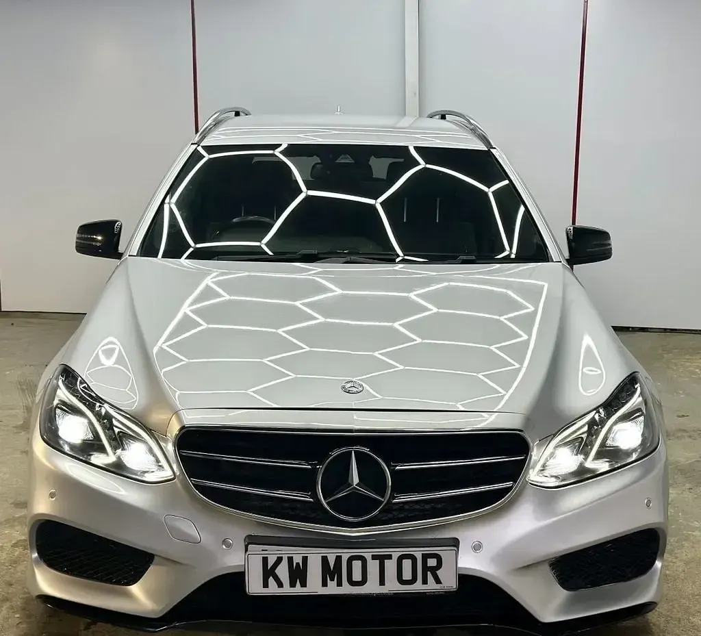 Begagnad Mercedes E220 AMG 174 HK (127 kW) 2015 Silver Kombi