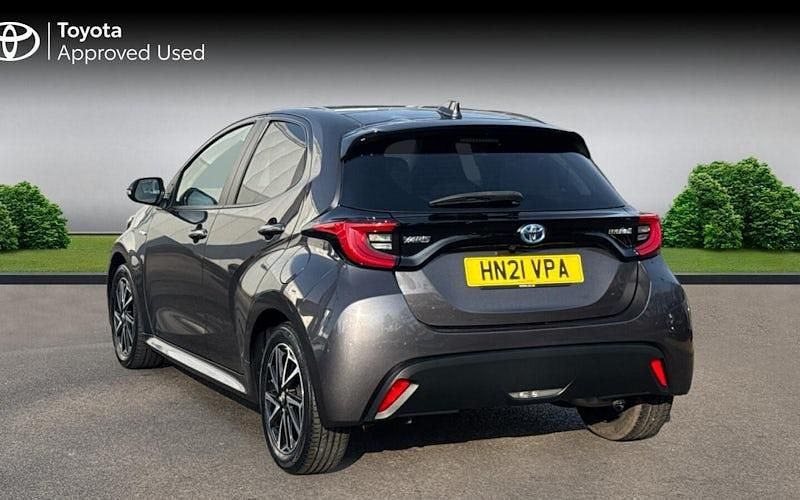 Used Toyota Yaris Hybrid Design 116 HP (85 kW) 2026 Hatchback