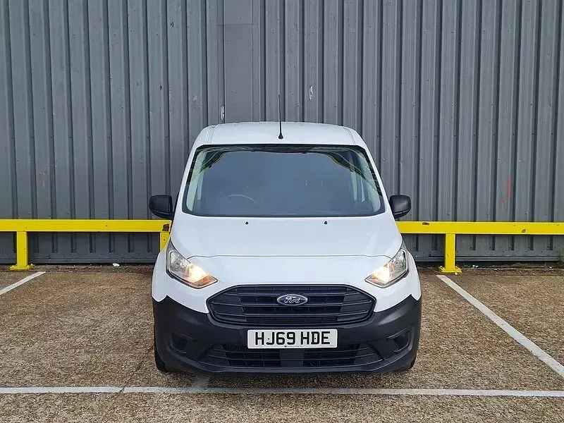 Used Ford Transit S 75 HP (55 kW) 2019 White Estate