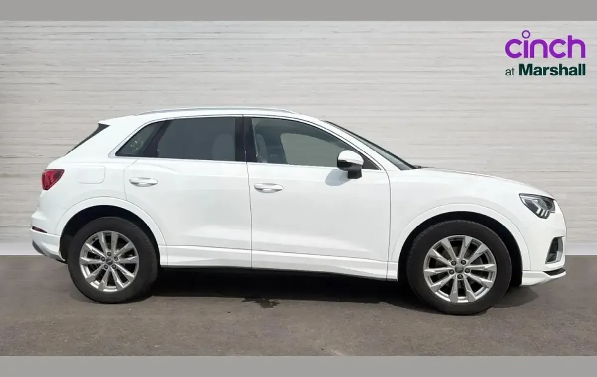 Used Audi Q3 Sport 150 HP (110 kW) 2019 White SUV