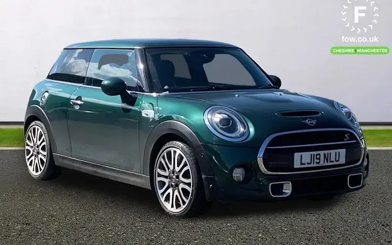Usado Mini Cooper S Comfort 192 HP (141 kW) 2019 Citadino