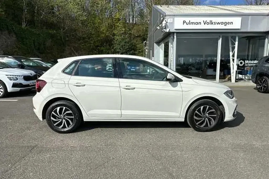 Used VW Polo 80 HP (58 kW) 2023 Hatchback