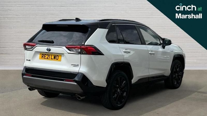 Used Toyota RAV4 Hybrid 222 HP (163 kW) 2021 White/black SUV
