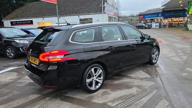 Usado Peugeot 308 Allure 2019 Preto Carrinha