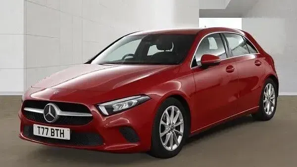 Used Mercedes A180 2018 Red Hatchback