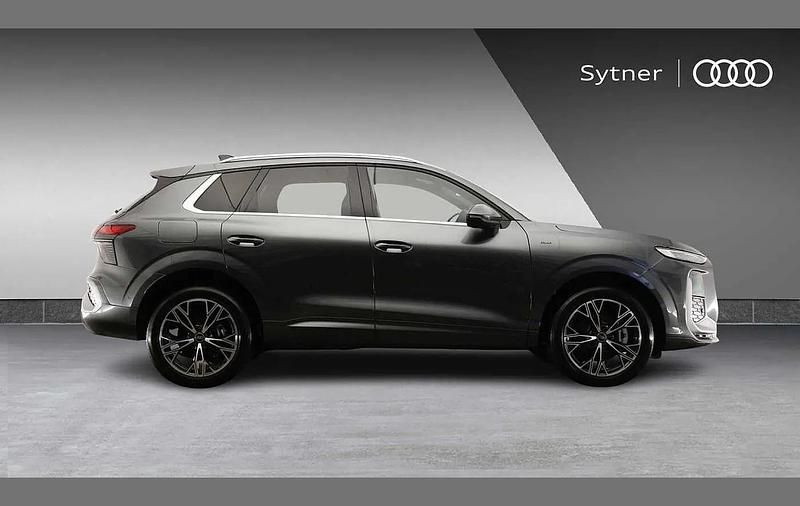 New Audi Q3 S-Line 267 HP (196 kW) 2026 Grey SUV