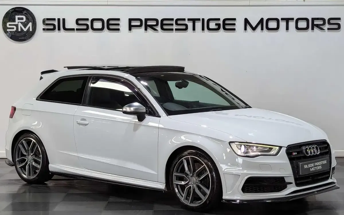 Used Audi A3 Design 2014 White Hatchback