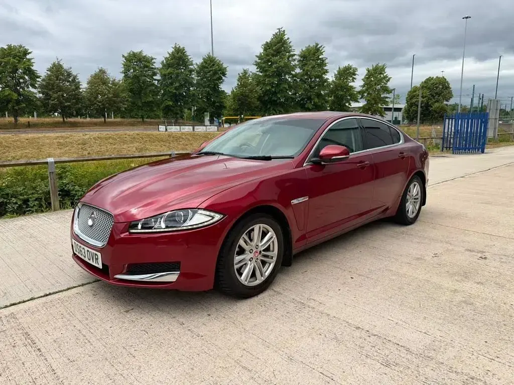 Used Jaguar XF Luxury 2013 Red Sedan