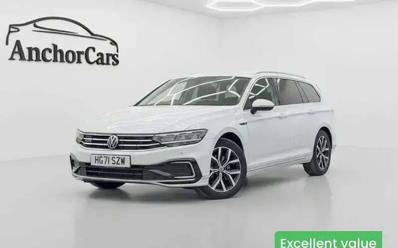 Used VW Passat GTE 218 HP (160 kW) 2022 Estate