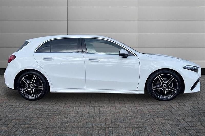 Used Mercedes A180 Executive 136 HP (100 kW) 2025 White Hatchback
