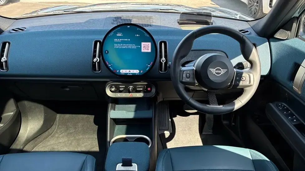 Used Mini Countryman 215 HP (158 kW) 2025 Green SUV