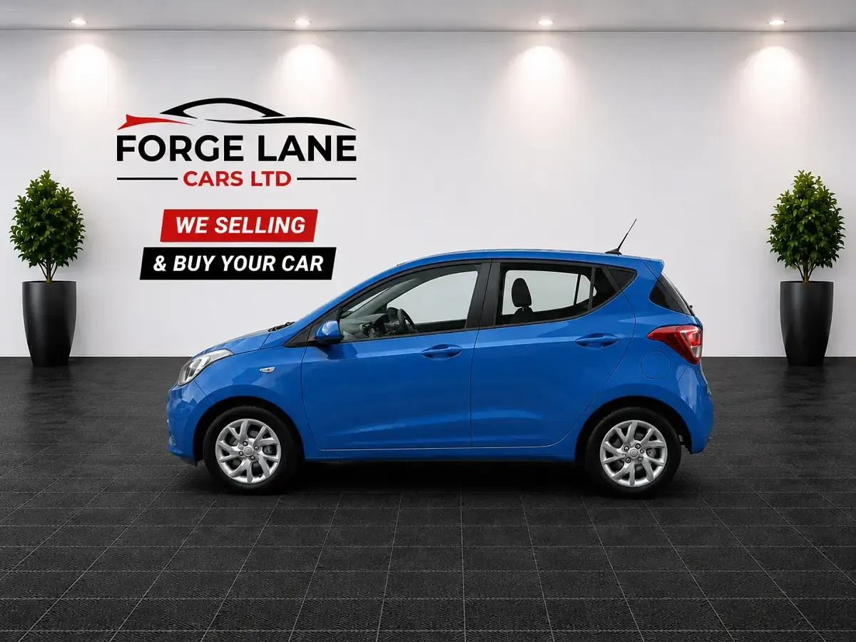 Used Hyundai i10 SE 2017 Blue Hatchback