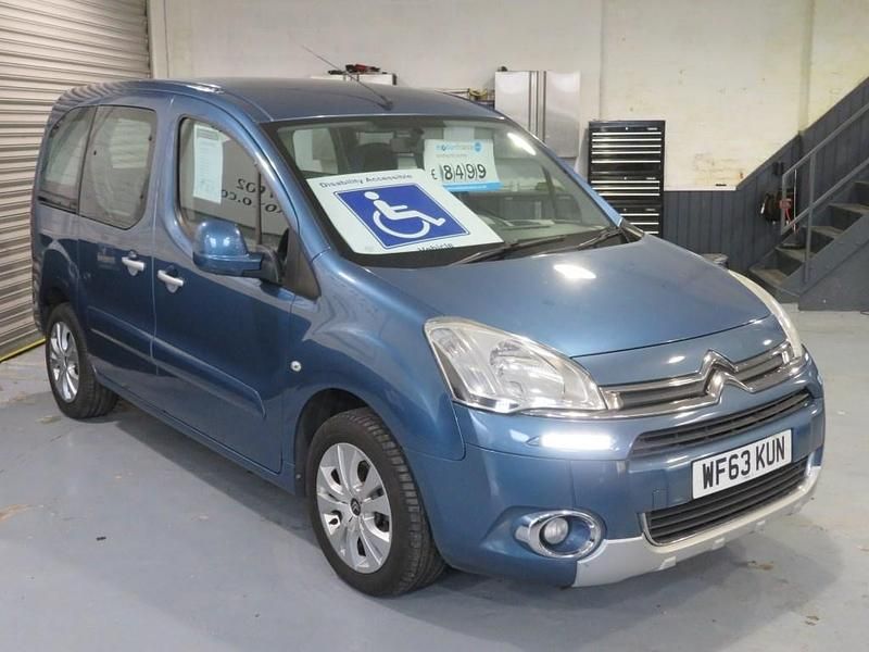 Used Citroën Berlingo 90 HP (66 kW) 2014 Blue MPV