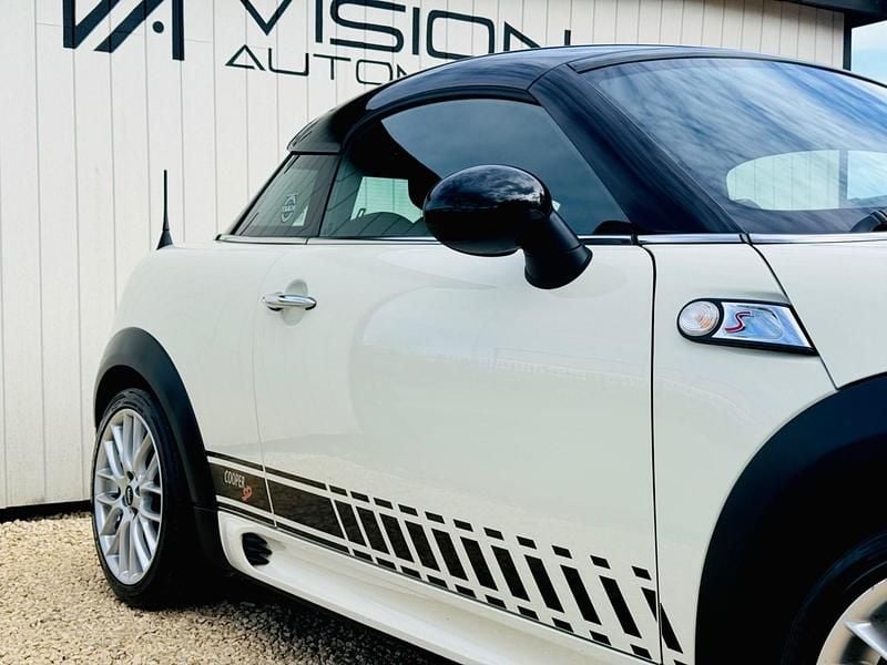 Used Mini Cooper S Coupé 2015 White Coupe