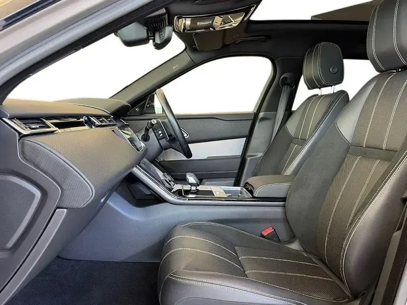 Second-hand Land Rover Range Rover Velar SE Dynamic 204 CP (150 kW) 2021 Argintiu SUV