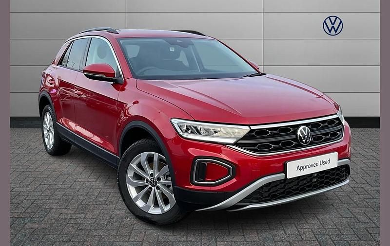 Red New 2025 VW T-Roc Match SUV | £22,990 (Fair price) - Image 1/4