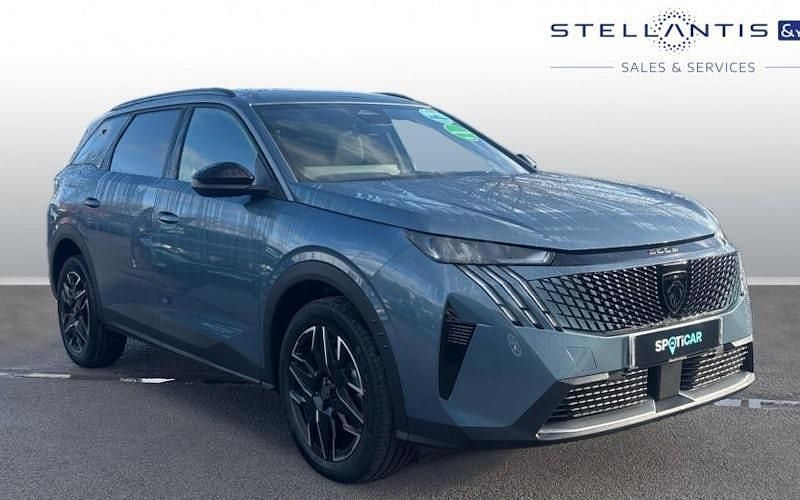 Blue New 2025 Peugeot 5008 Allure Estate | £30,360 (Super price) - Image 1/3