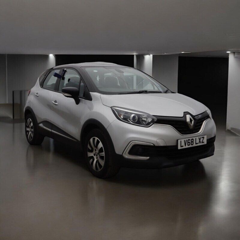 Sicker Used 2018 Renault Captur Play SUV | £8,995 (Fair price) - Image 1/4