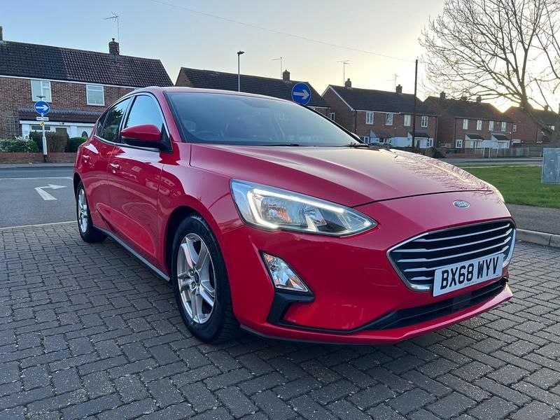 Used Ford Focus Zetec 2018 Red Hatchback