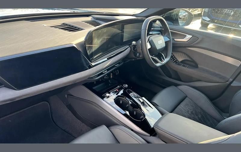 Used Audi A5 Advanced 200 HP (147 kW) 2025 Blue Sedan