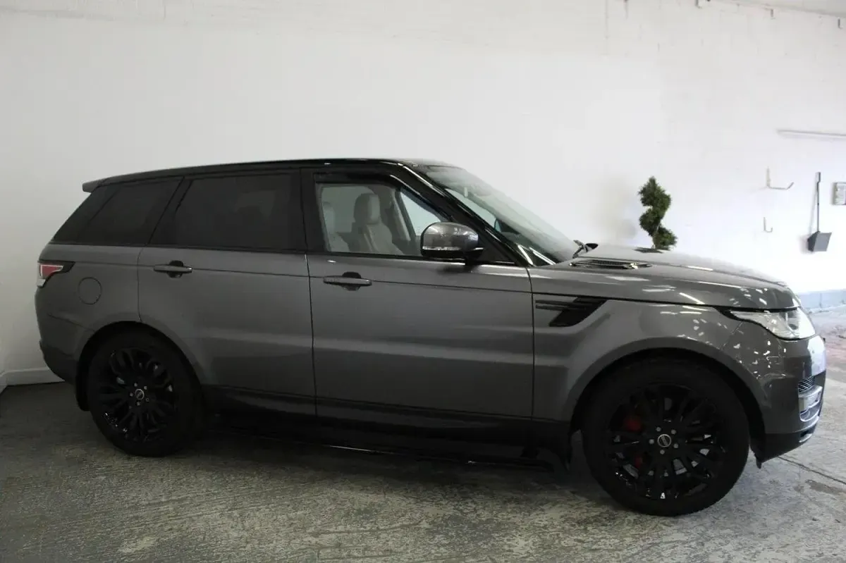 Used Land Rover Range Rover HSE 275 HP (202 kW) 2014 Grey SUV