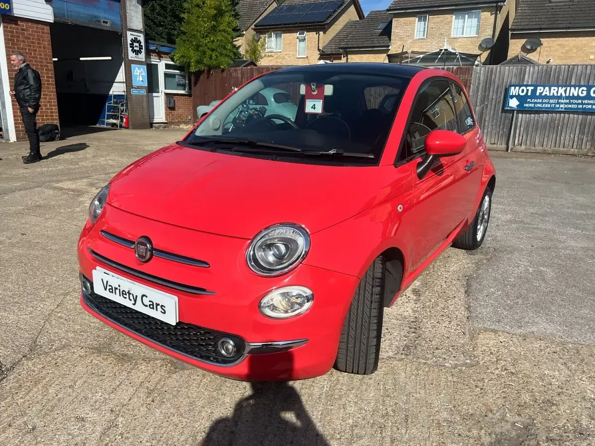 Used Fiat 500 Lounge 69 HP (50 kW) 2018 Pink Hatchback