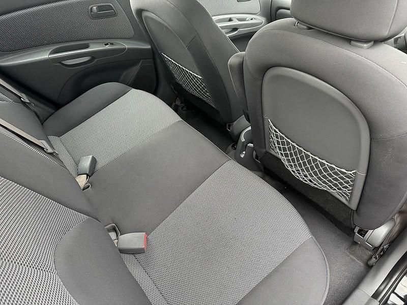 Used Kia Rio 95 HP (69 kW) 2009 Black Hatchback