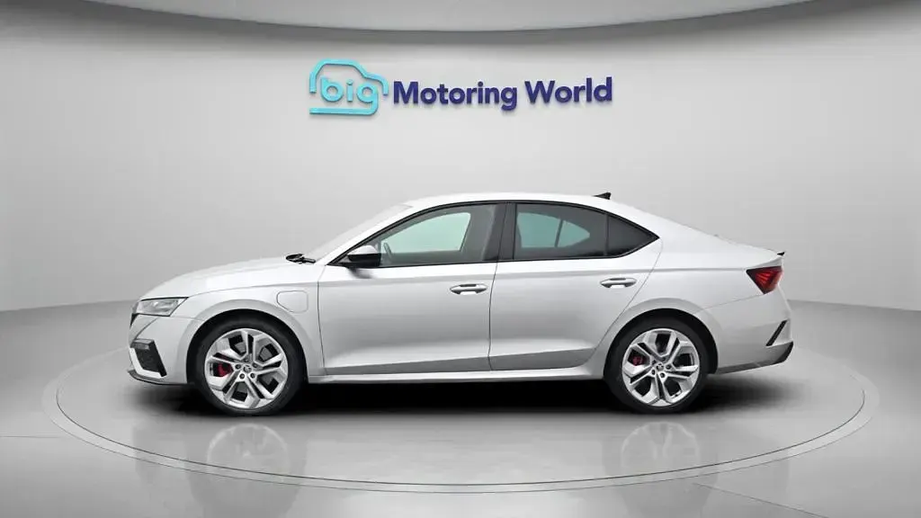 Used Skoda Octavia vRS 245 HP (180 kW) 2021 Silver Hatchback