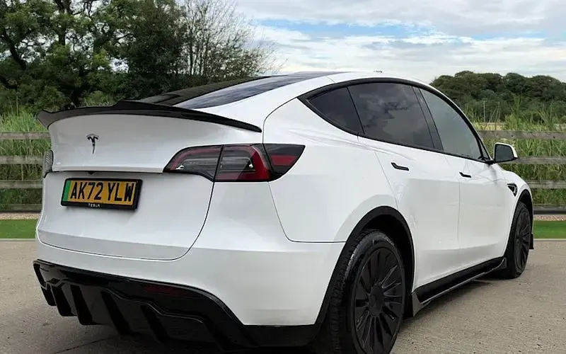 Used Tesla Model Y RWD 254 kW (346 HP) 2022 White SUV