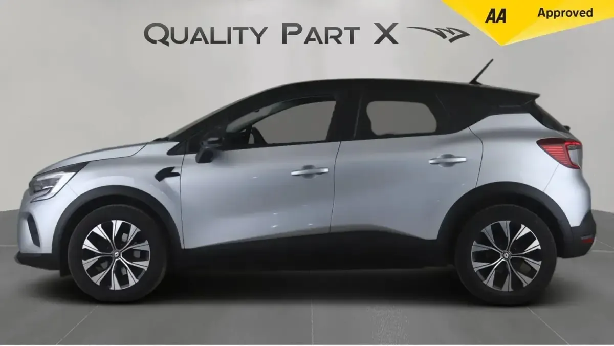 Used Renault Captur Evolution 143 HP (105 kW) 2023 Grey/black SUV