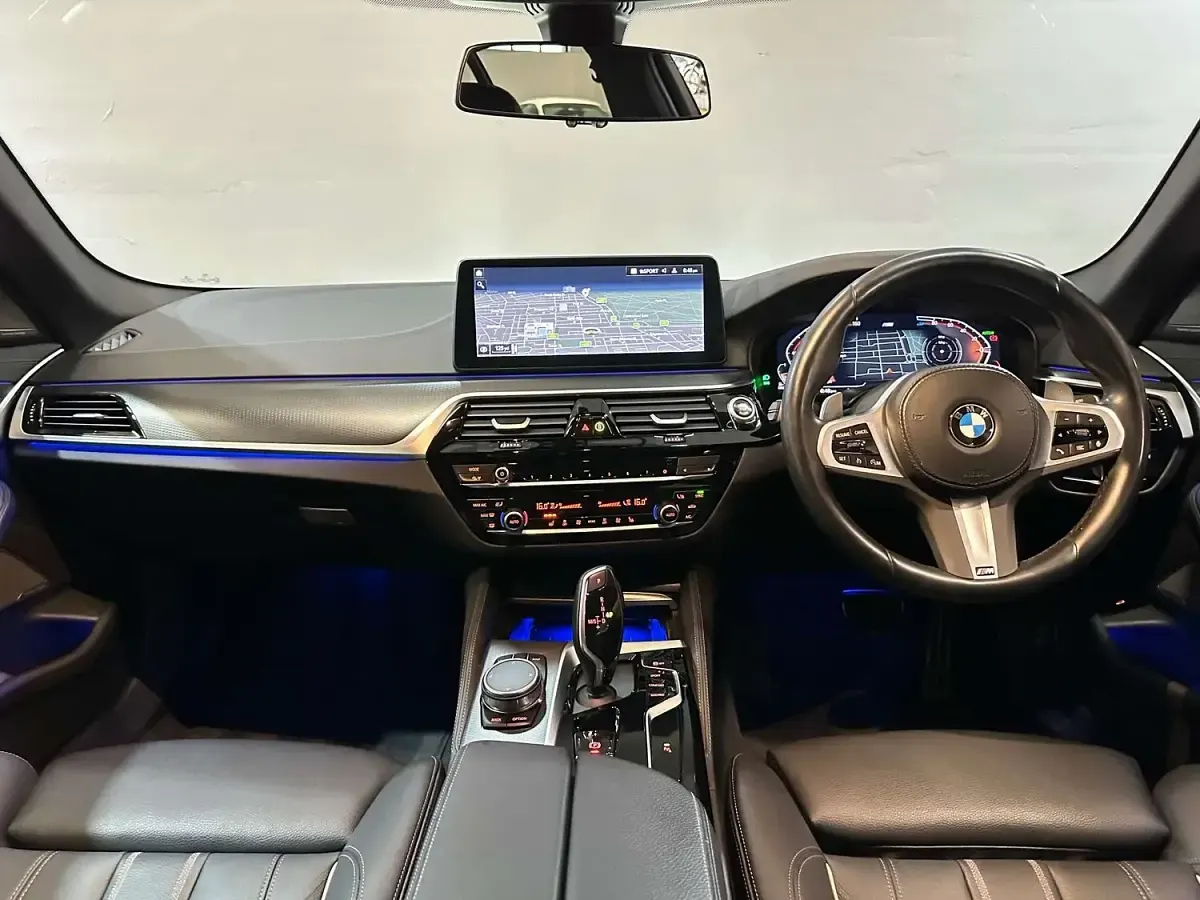 Used BMW 520 M Sport 2022 White Sedan