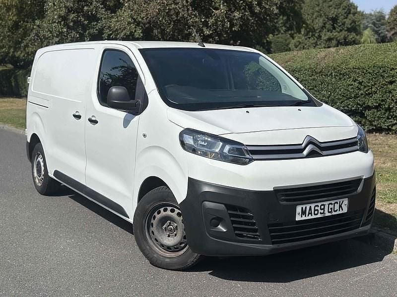 White Used 2019 Citroën Dispatch MPV | £6,990 (Super price) - Image 1/4