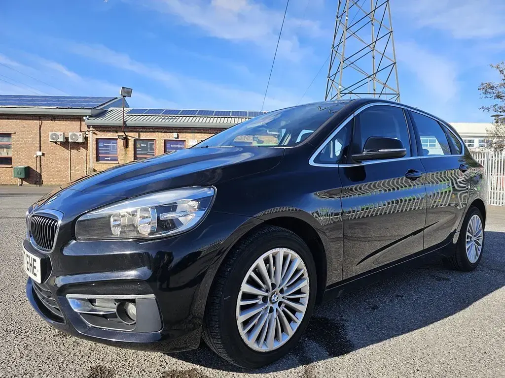 Used BMW 216 Active Tourer Luxury Line 116 HP (85 kW) 2017 Black MPV