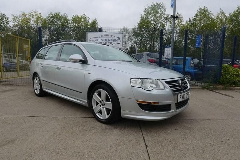 Silver Used 2010 VW Passat R-line Estate | £4,495 (Expensive) - Image 1/4