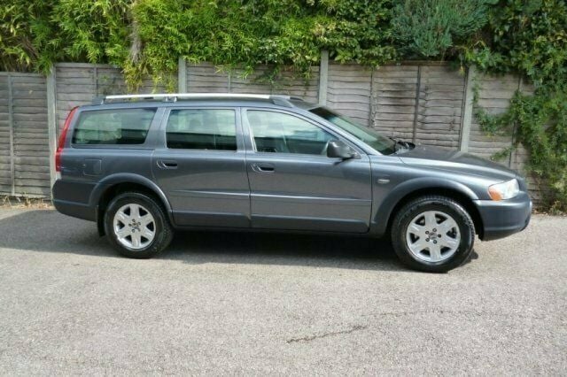 Used 2005 Volvo XC70 SUV | £5,000 - Image 1/4