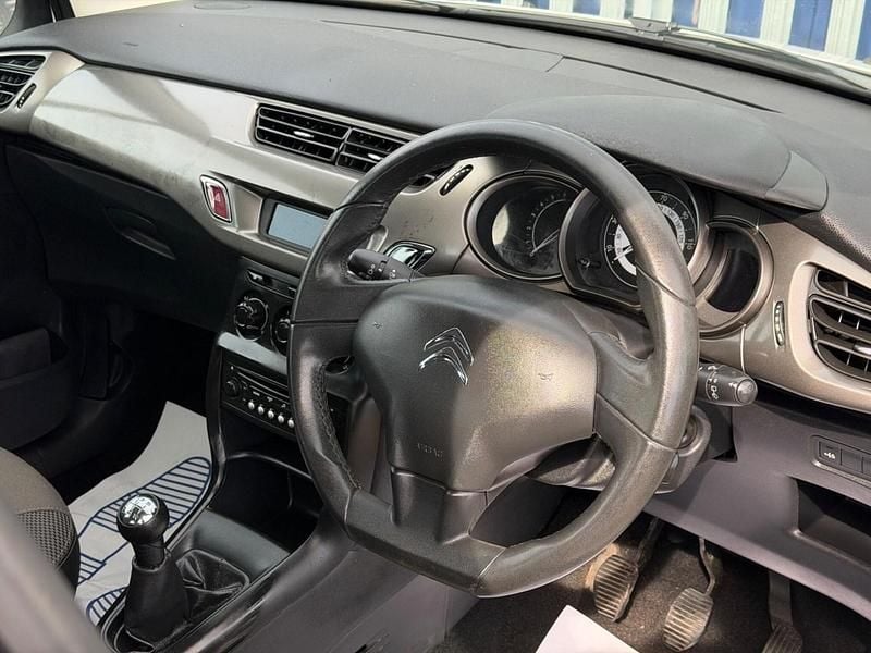 Used Citroën C3 VTR Sport 2013 White Hatchback