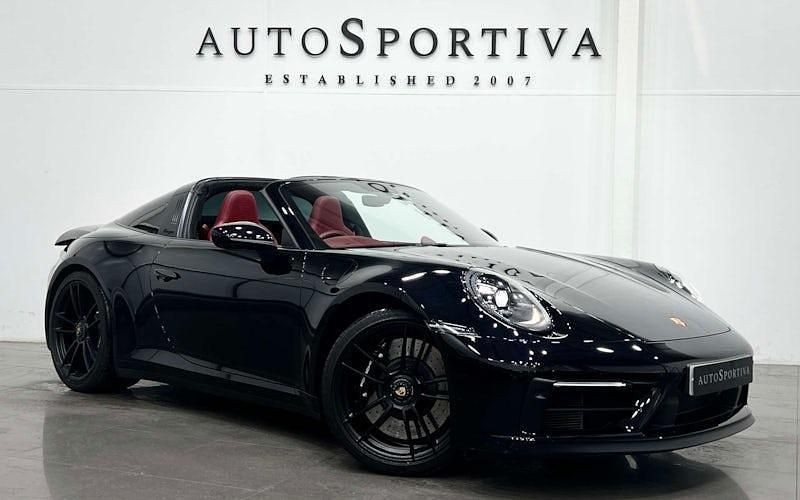 Used 2023 Porsche 911 Coupe | £112,900 (Fair price) - Image 1/3