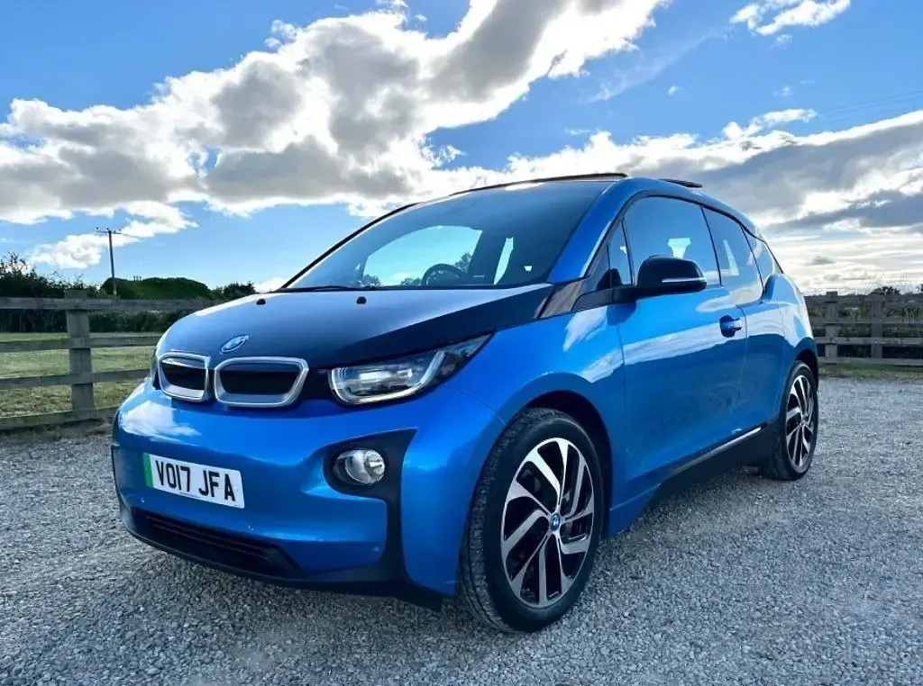 Used BMW i3 Comfort Edition 170 HP (125 kW) 2017 Blue Hatchback