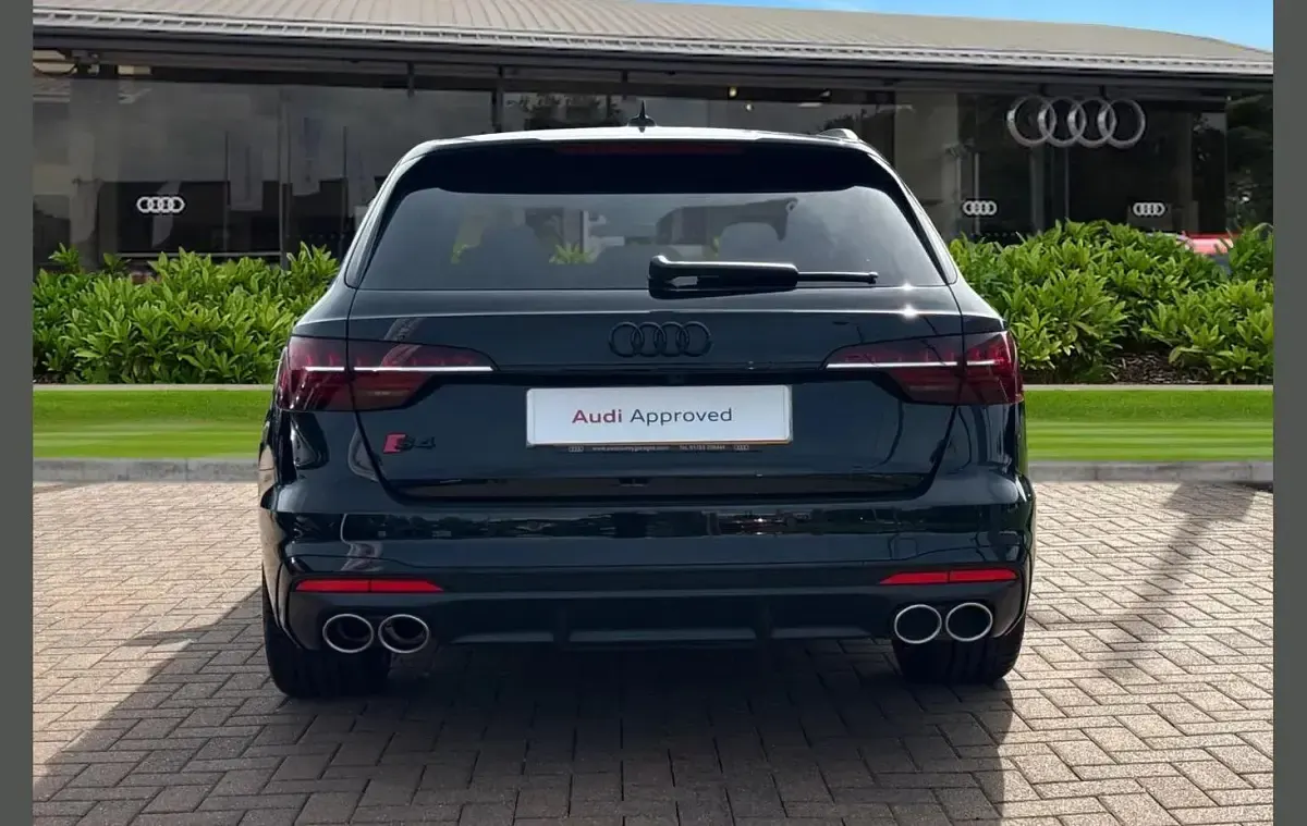 Used Audi A4 Black Edition 336 HP (247 kW) 2024 Black Estate