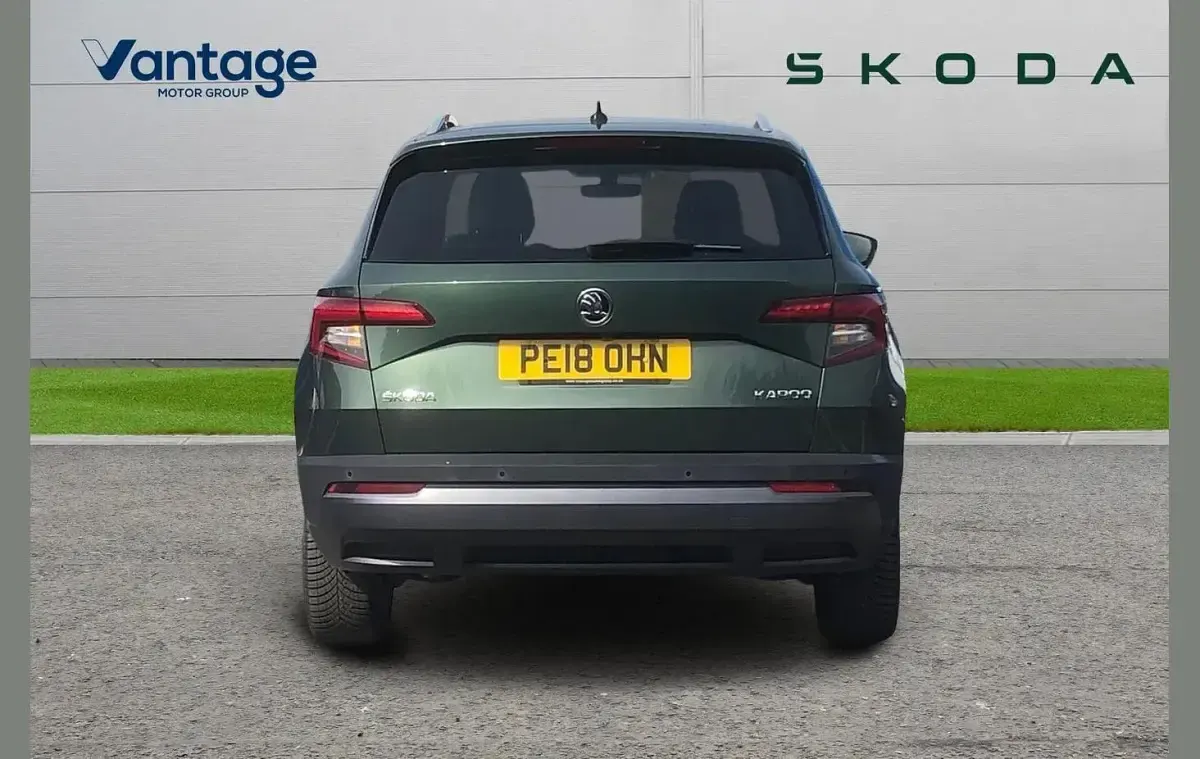 Used Skoda Karoq SE L 150 HP (110 kW) 2018 Emerald green metallic SUV