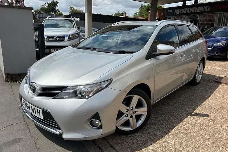 Used 2014 Toyota Auris Touring Sports Estate | £6,500 (Fair price) - Image 1/1