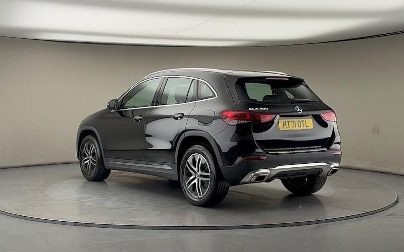 Used Mercedes GLA200 163 HP (119 kW) 2021 Cosmos black SUV