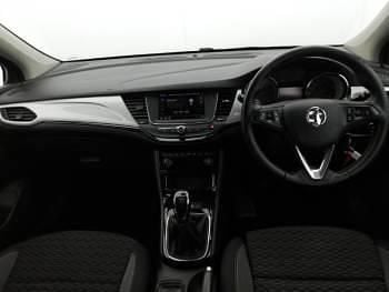 Image 3/4