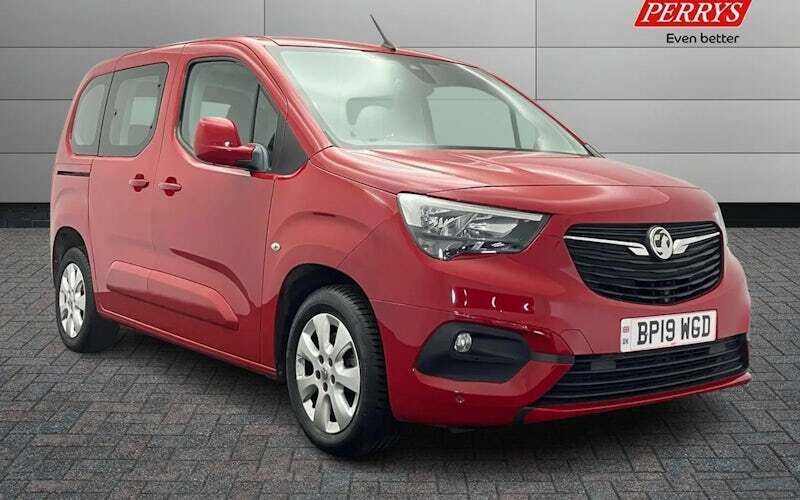 Used 2020 Vauxhall Combo MPV | £12,290 (Fair price) - Image 1/4